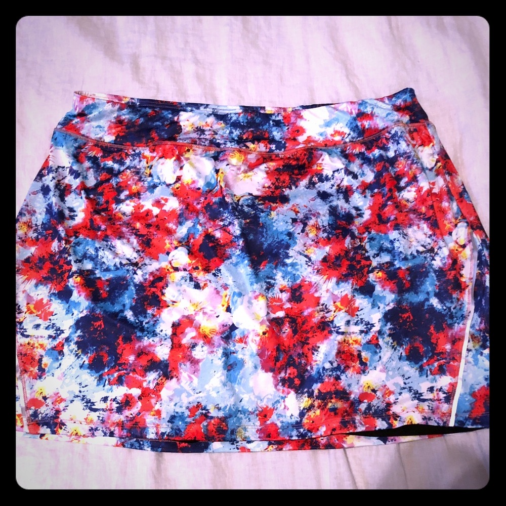 Multicolored tennis workout skort